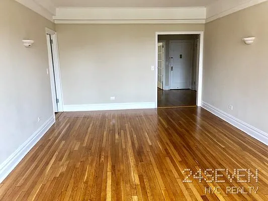Rented by 24 7 NYC Realty Inc. | media 27