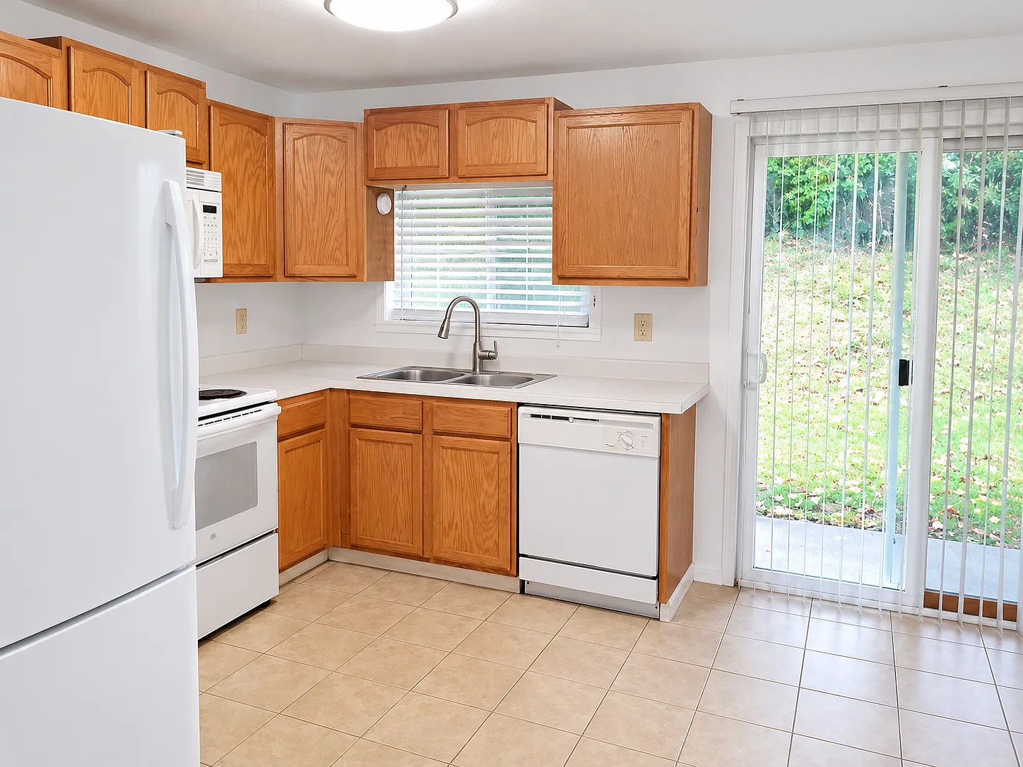 2 bed, 850 sqft, $1,450 — Photo 3