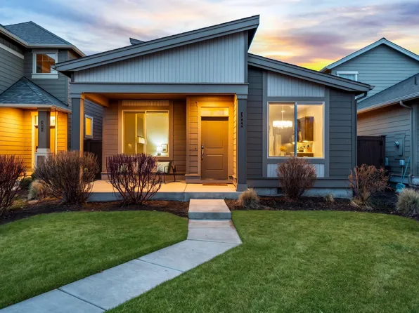 3886 SW Coyote Ln, Redmond, OR 97756