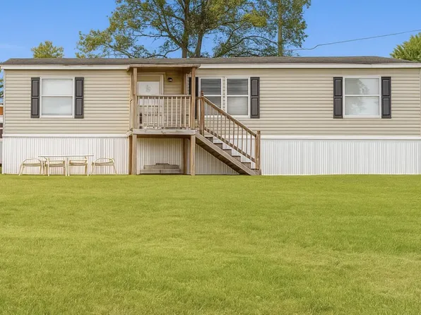 1 Randi Lyn Dr, East Berlin, PA 17316