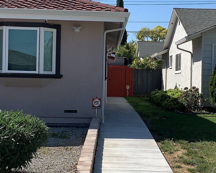 1st image of 954 Kintyre Way