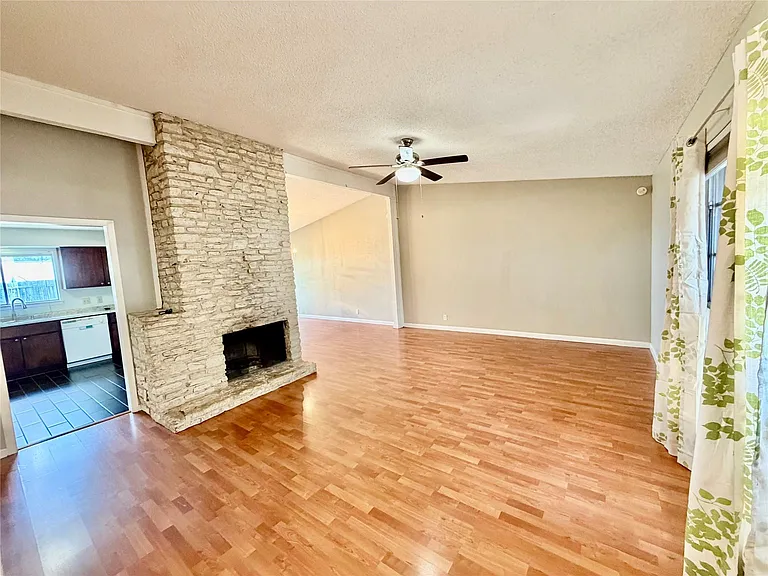 12317 Willow Wild Dr #B — Photo 7