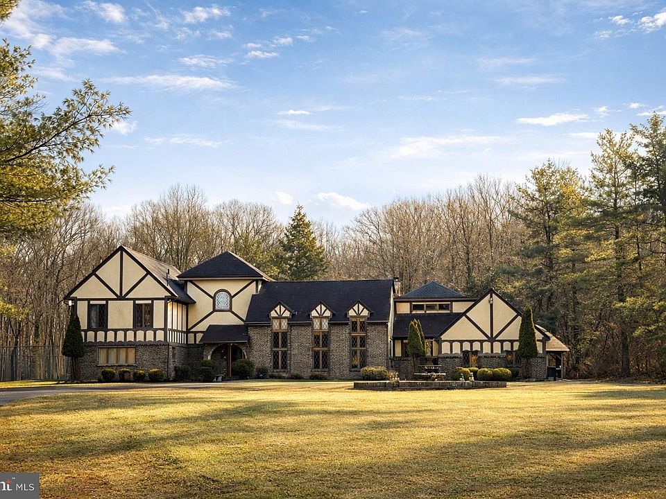 1st image of 740 Garwood Rd