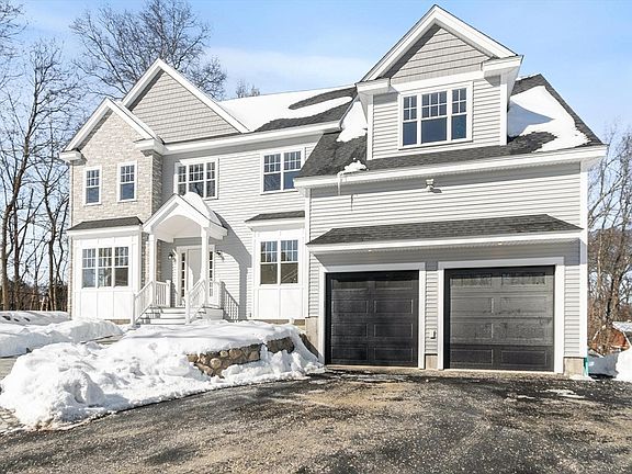 2nd image of 23 Wilmington Rd