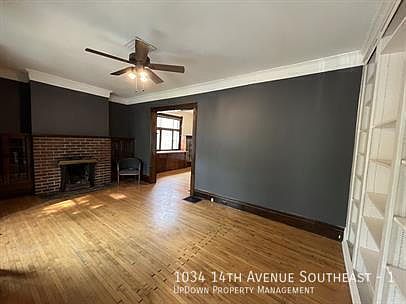 4th image of 1034 14th Ave SE APT 1