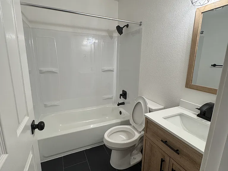 13332 W Broadleaf Ct — Photo 14