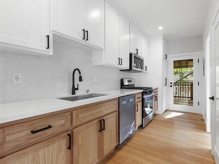 1720 U St #3 — Photo 30