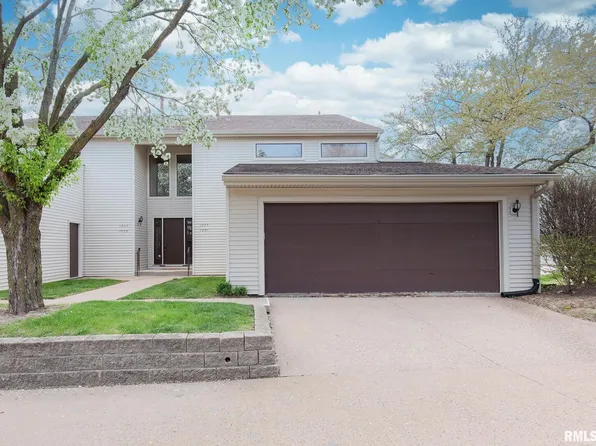 1201 35th Street Dr, Moline, IL 61265