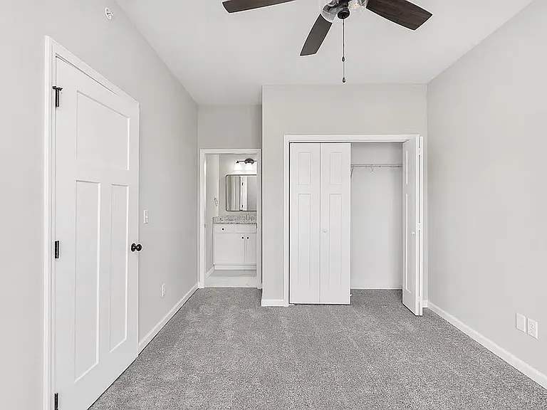 110 Landmark Ct #110 — Photo 4
