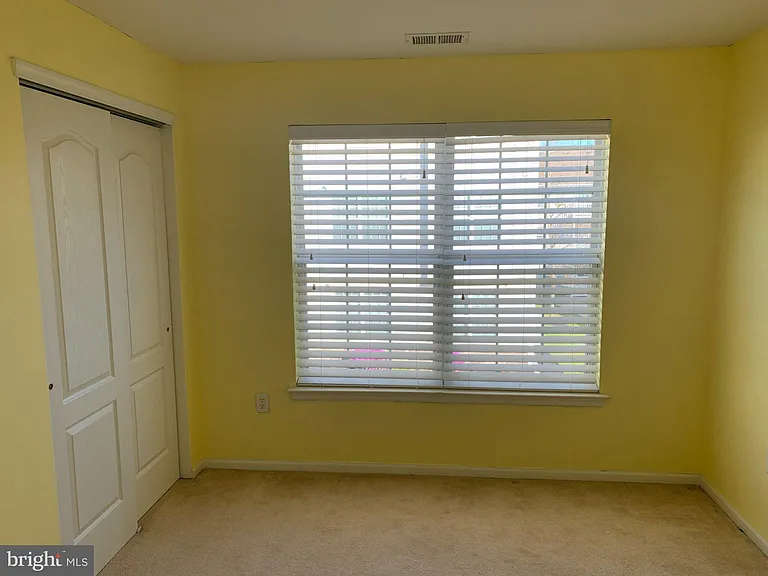 110 Lionheart Ln — Photo 19
