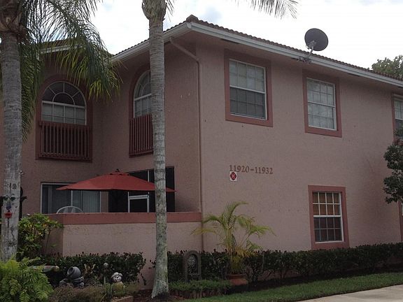 4th image of 11928 Royal Palm Blvd