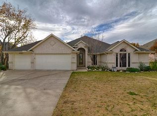 1019 Oak Hill Park, Kennedale, TX 76060