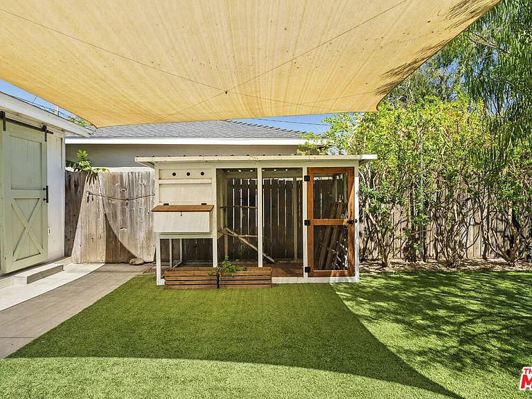 1400 Randall St — Photo 24