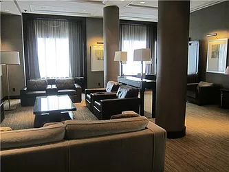 Rented by R New York