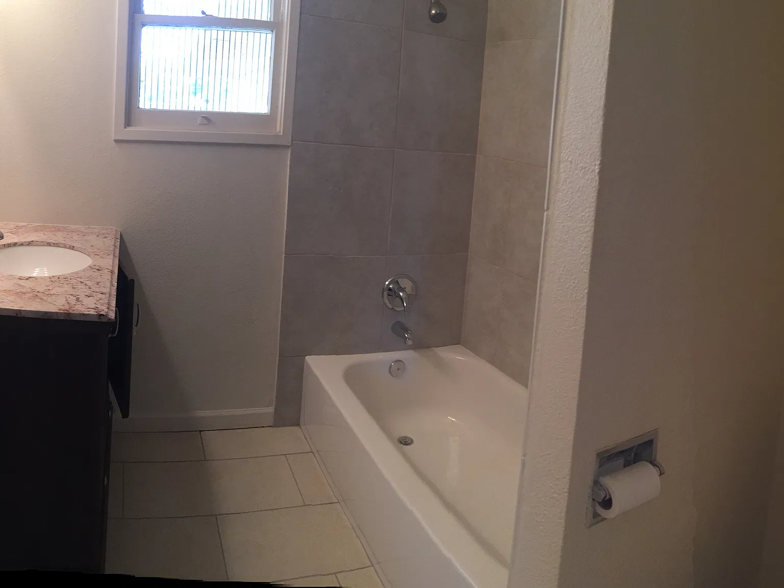 4 bed, 1600 sqft, $1,700 — Photo 4