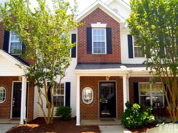 1866 Birmingham Dr, Hillsborough, NC 27278