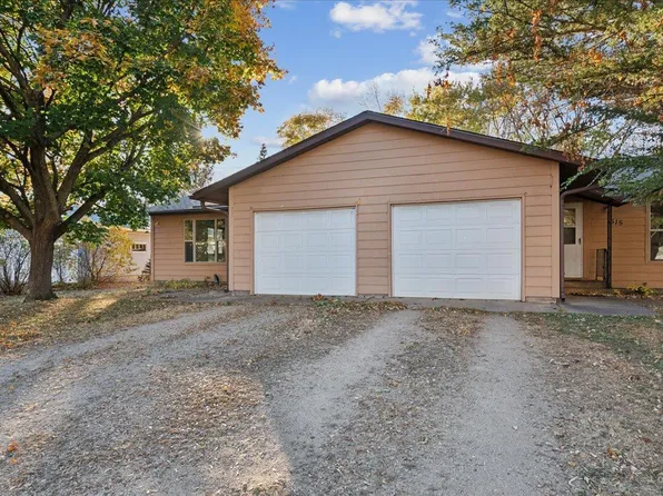 513 Cedar Dr N, Hudson, WI 54016