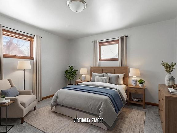 5th image of 925 North 16th STREET