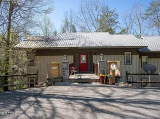 520 Proffitt Ln #1, Gatlinburg, TN 37738