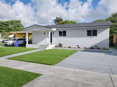 1781 NW 49th St, Miami, FL, 33142