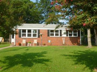 404 Tekoa Rd, Chesapeake, VA 23325