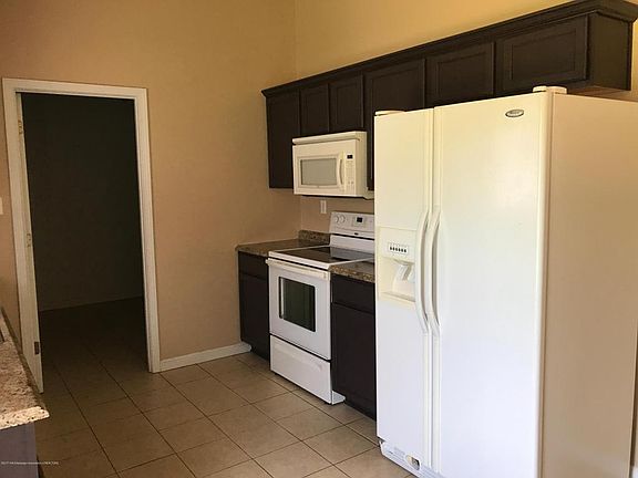 5th image of 2773 Waverly Dr