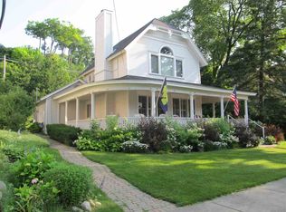 437 E Main St, Harbor Springs, MI 49740