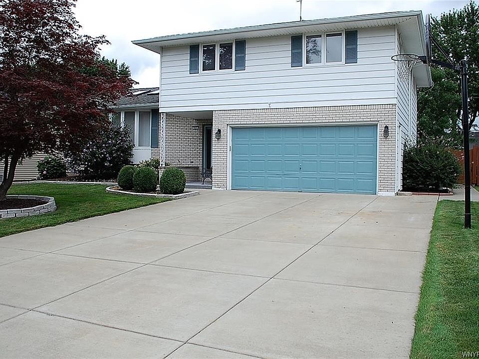 1st image of 465 Shetland Dr