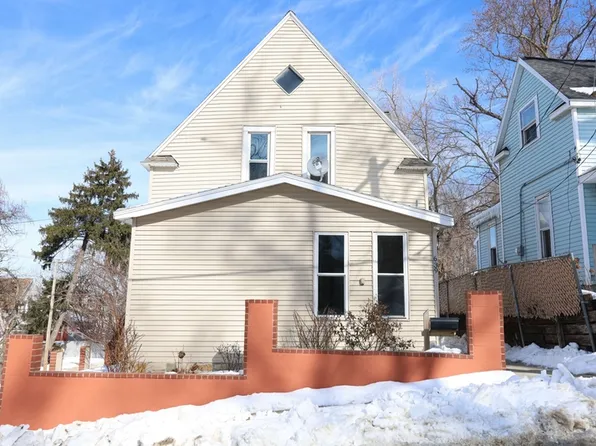 639 Curve St SW, Grand Rapids, MI 49503