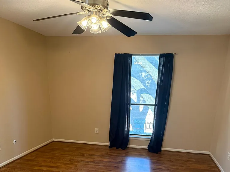 9000 Bissonnet St #512 — Photo 5