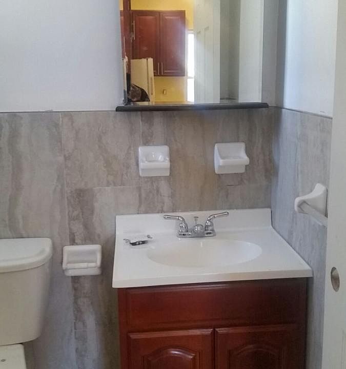 2nd image of 1067 Gipson Street # Fl 2nd
