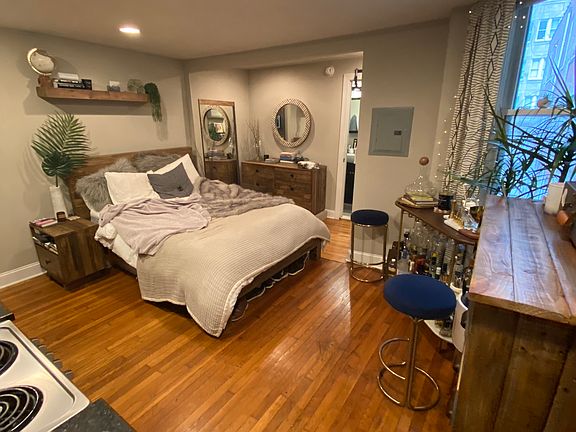3rd image of 1525 Spruce St #45