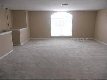 5th image of 1062 Hacienda Cir
