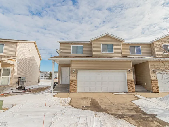 4252 Estate Dr S, Fargo, ND 58104
