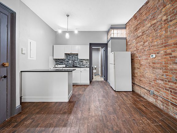 5th image of 128 Washington St #3R
