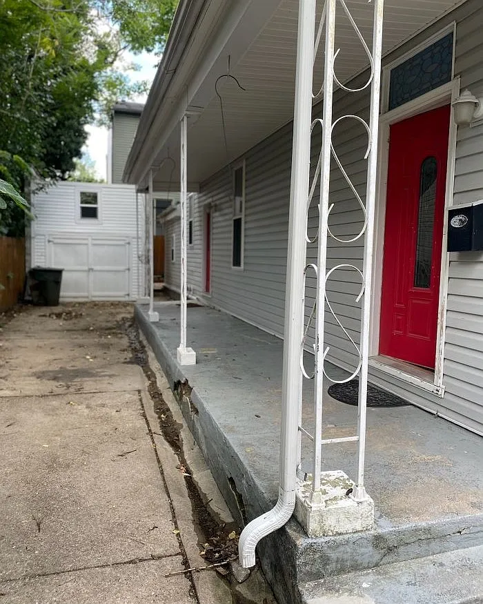 Building Photo - 142 Ashley St #B