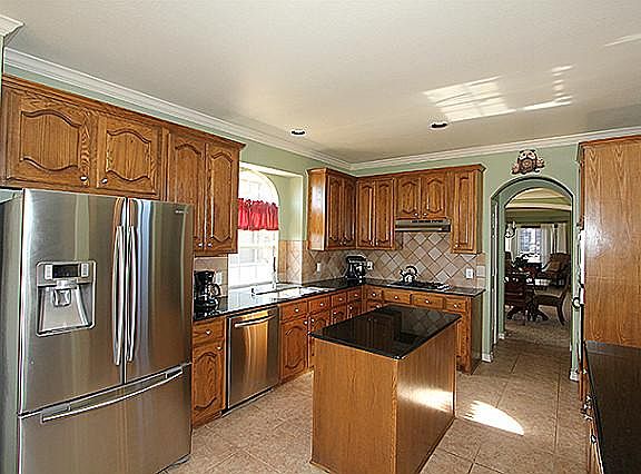 5th image of 13516 Fishing Hole Ln