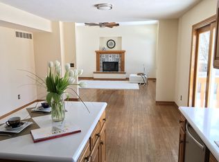 2713 Inverness Ct, Lawrence, KS 66047