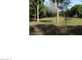 5571 Briarcliff Rd, Fort Myers, FL 33912