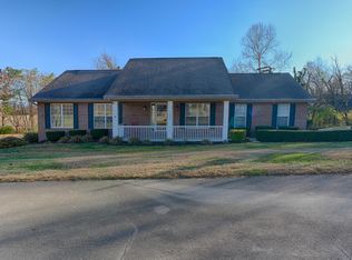 1625 Montvale Rd, Maryville, TN 37803