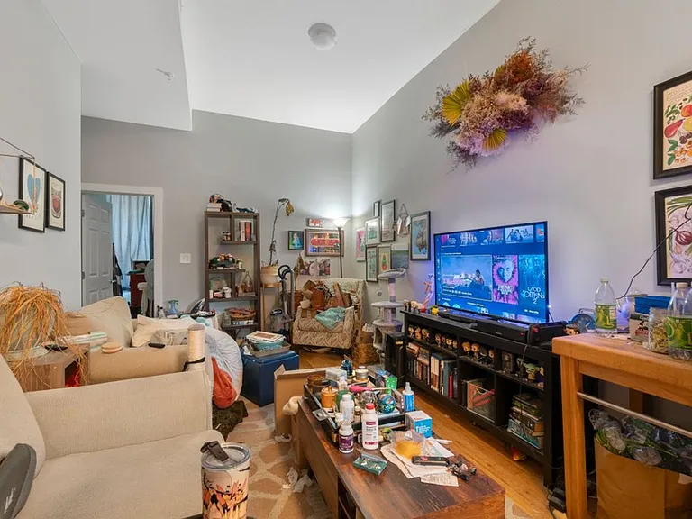 1226 N Calvert Street — Photo 11