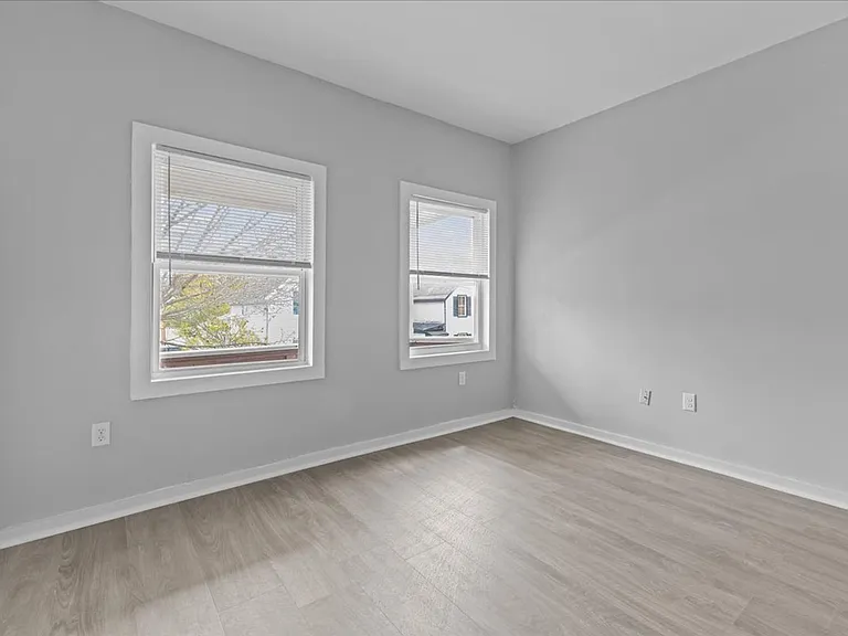 55-57 Rose St — Photo 13