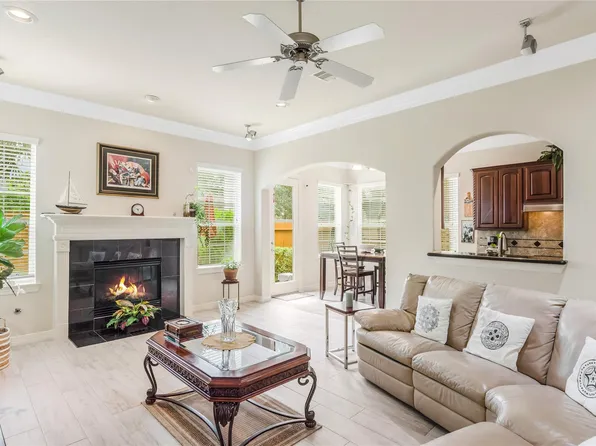 1243 Sopris Dr, Houston, TX 77077