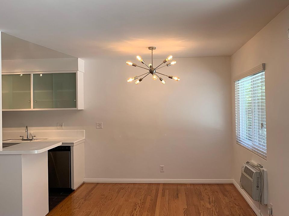 1st image of 1709 N Fuller Ave APT 7