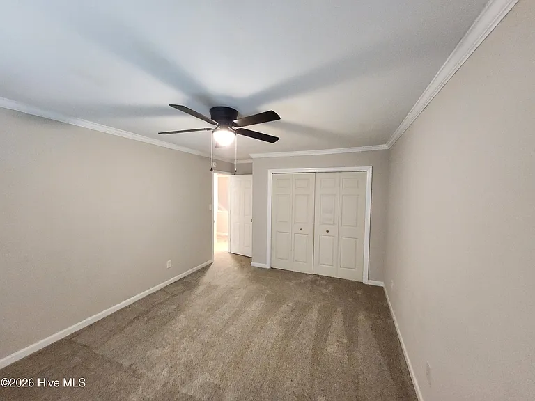 624 Crown Point Dr — Photo 15