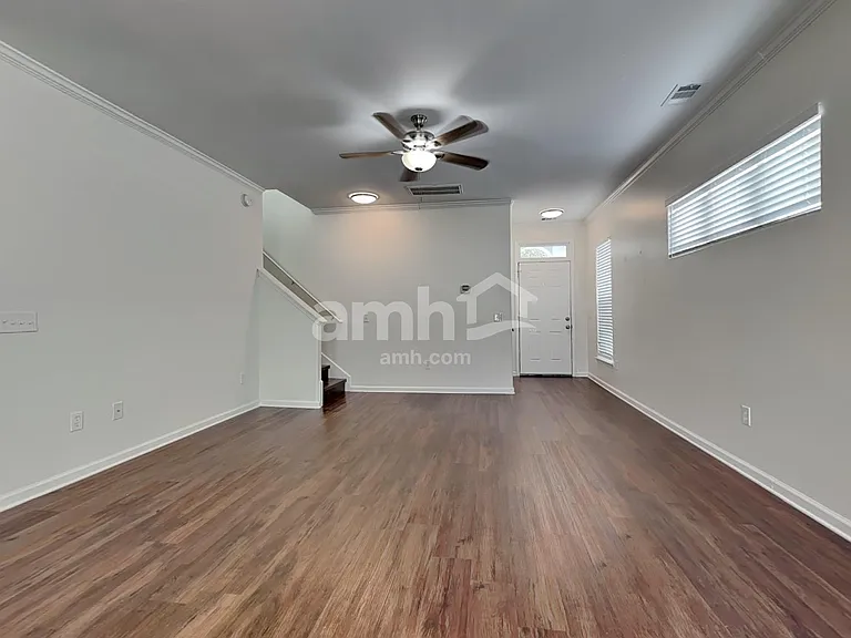 625 Summer Hill Way — Photo 6