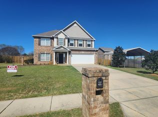 121 Rosales Dr, Bonaire, GA 31005