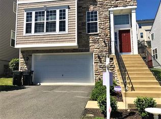 3574 Eagle Ridge Dr, Woodbridge, VA 22191