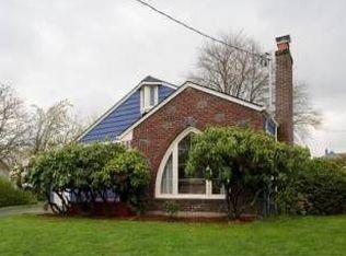 1114 NE Ainsworth St, Portland, OR 97211