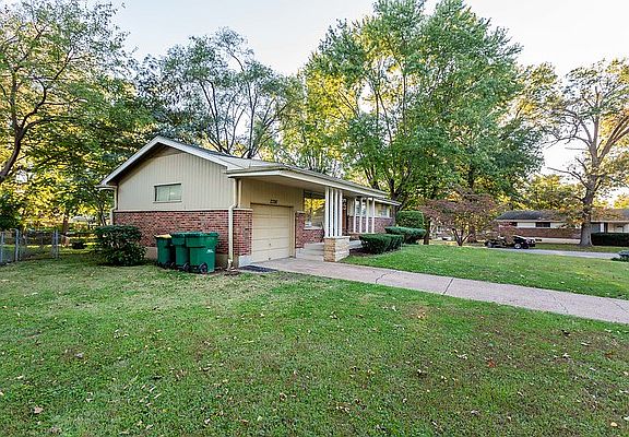 3rd image of 2326 Noll Dr
